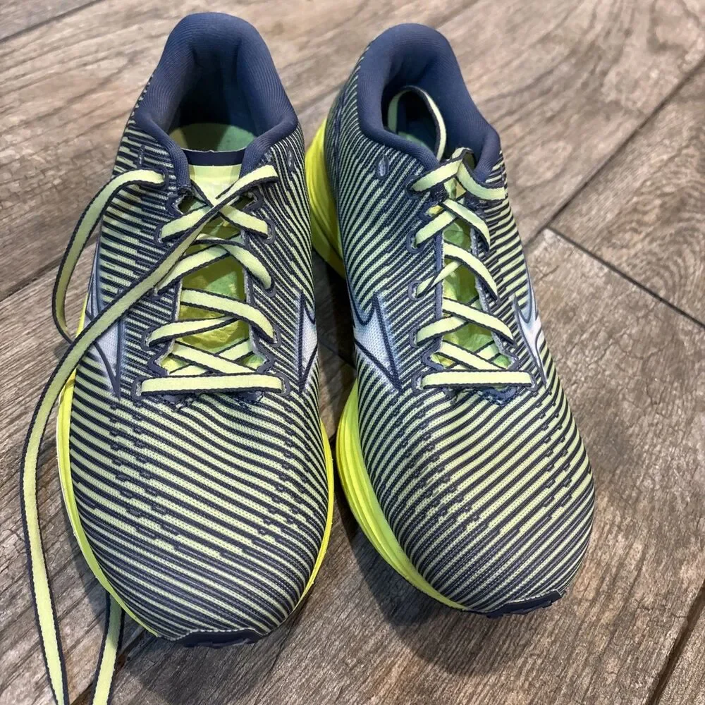 Mizuno Wave Rebellion Running Shoes Size 7